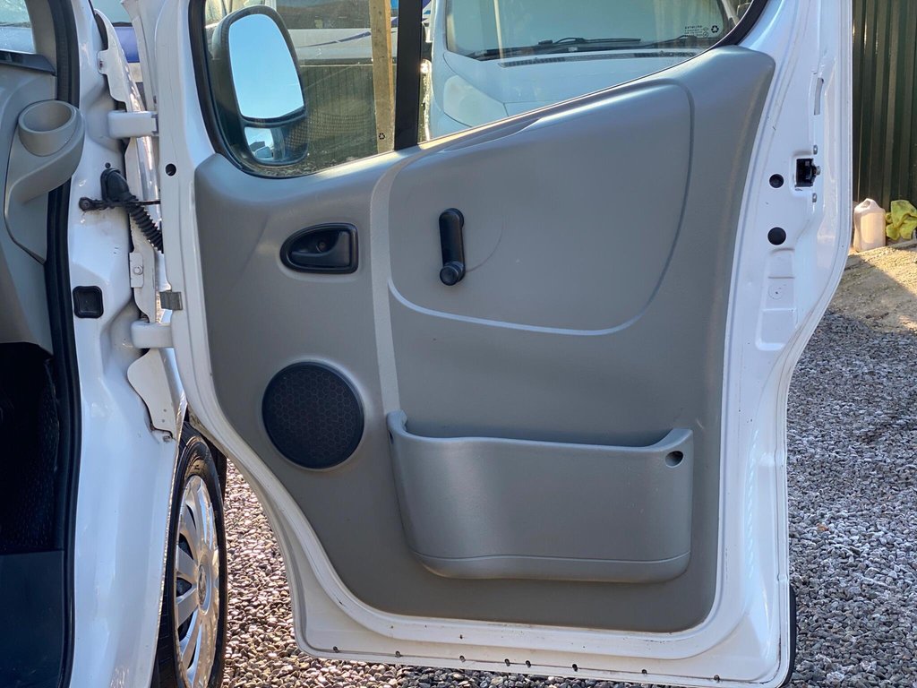Used Vauxhall Vivaro 2013 for sale - 76655356: Photo 37