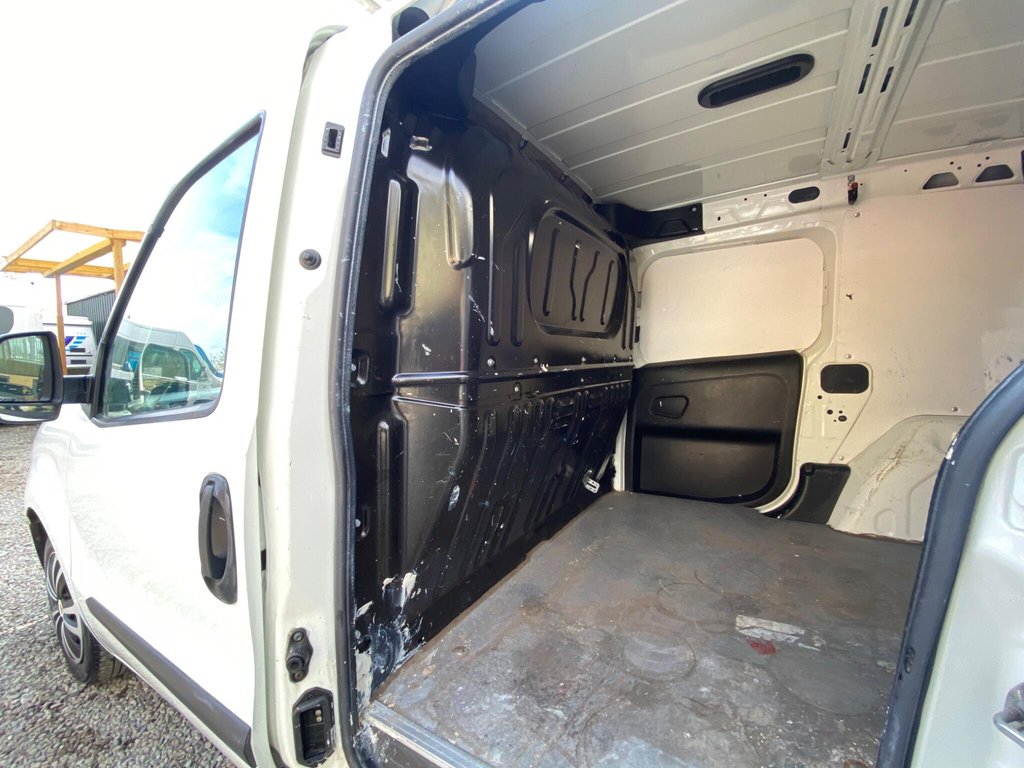 Used Vauxhall Combo 2016 for sale - 76139871: Photo 14