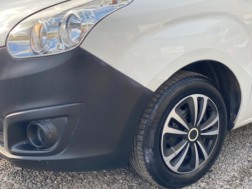 Used Vauxhall Combo 2016 for sale - 76139871: Photo 25