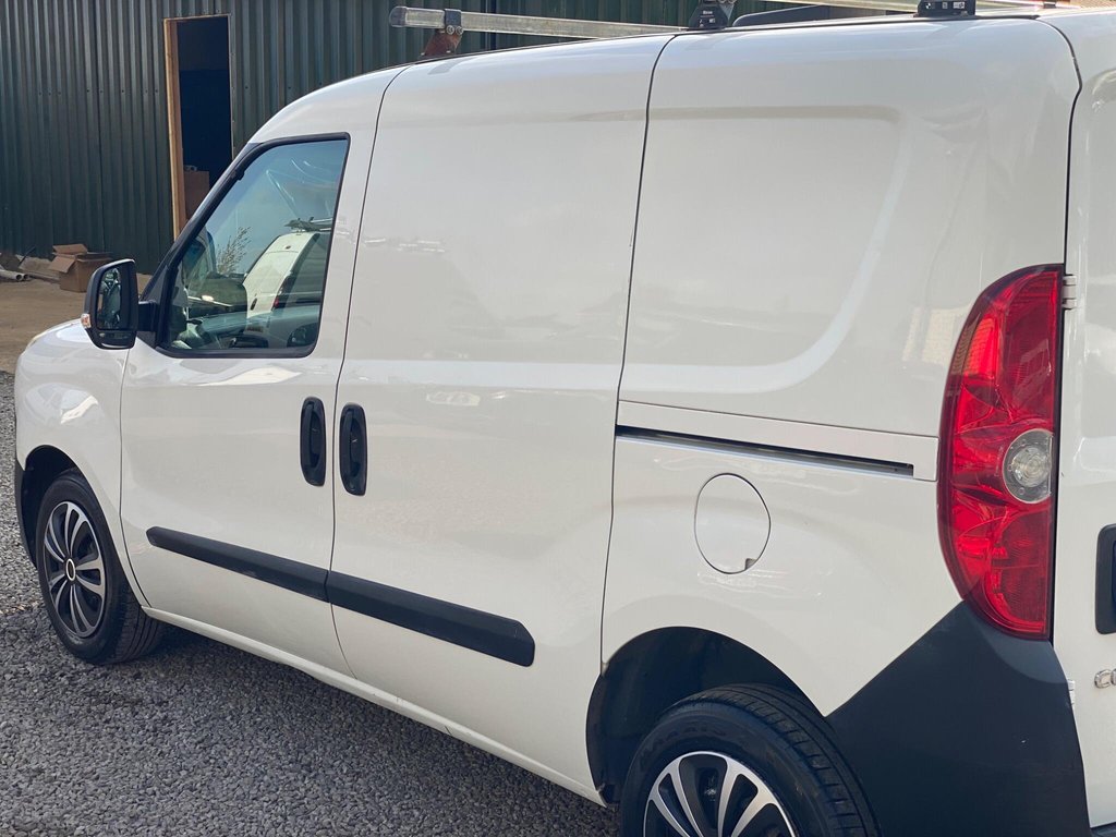 Used Vauxhall Combo 2016 for sale - 76139871: Photo 29