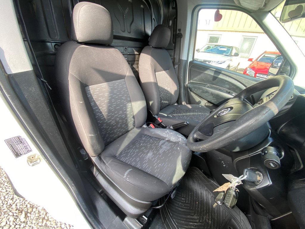 Used Vauxhall Combo 2016 for sale - 76139871: Photo 32