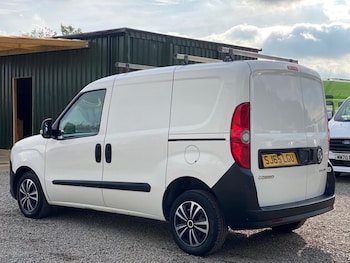 Used Vauxhall Combo 2016 for sale - 76139871: Photo