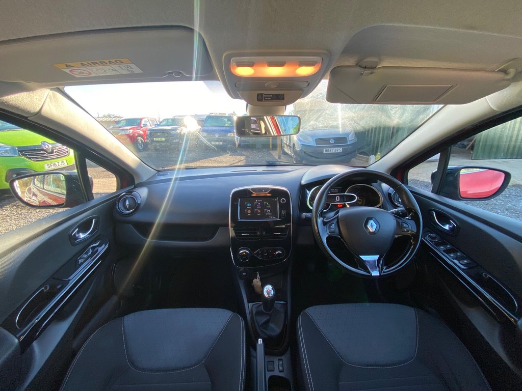 Used Renault Clio 2014 for sale - 76655357: Photo 12