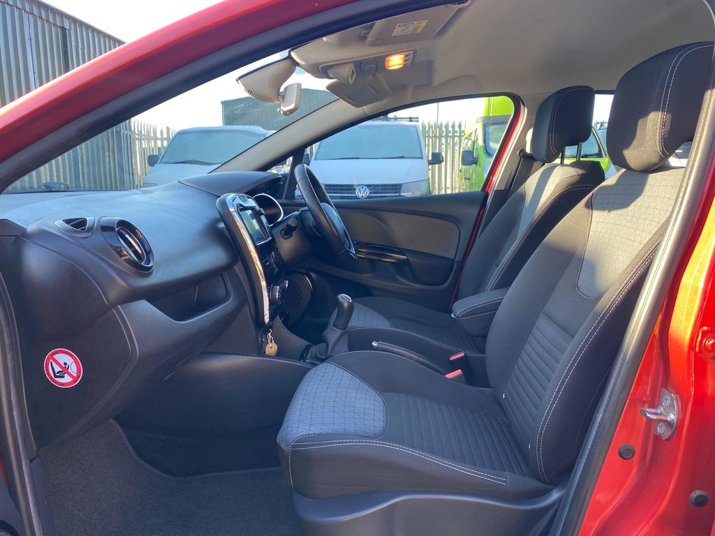 Used Renault Clio 2014 for sale - 76655357: Photo 16