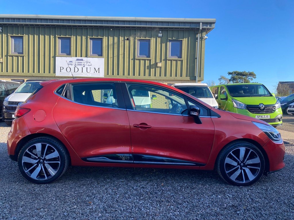 Used Renault Clio 2014 for sale - 76655357: Photo 22