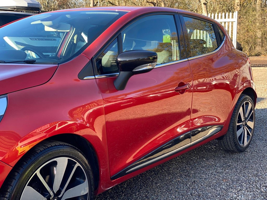 Used Renault Clio 2014 for sale - 76655357: Photo 26