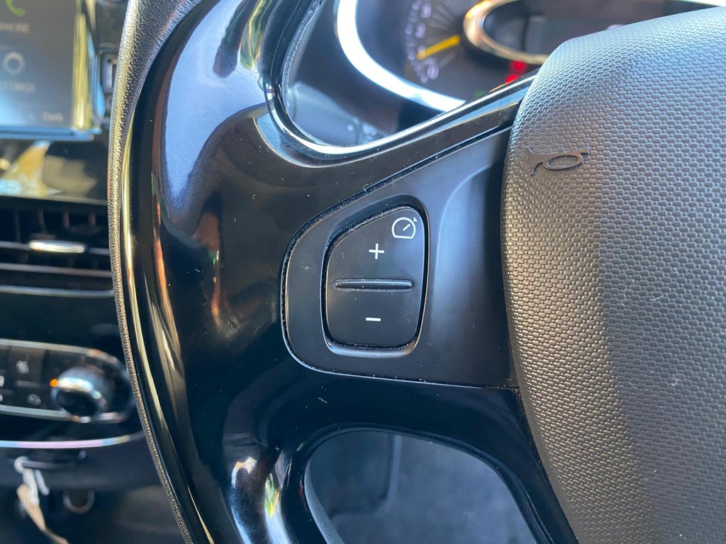 Used Renault Clio 2014 for sale - 76655357: Photo 33