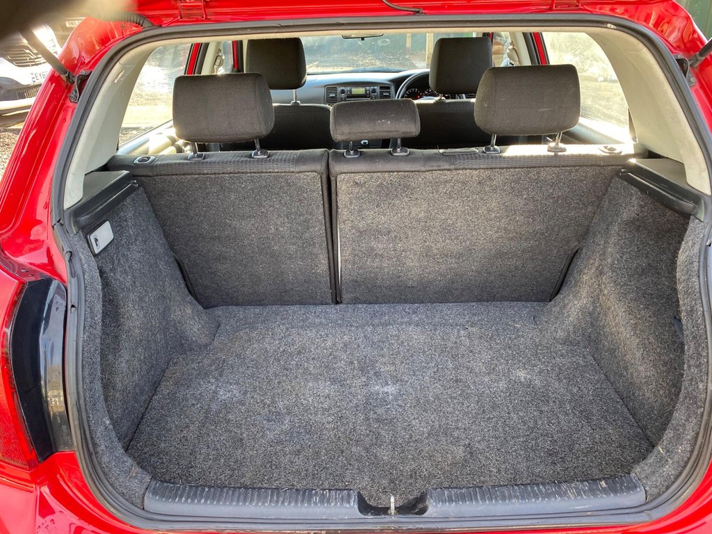 Used Toyota Corolla 2005 for sale - 77205379: Photo 10