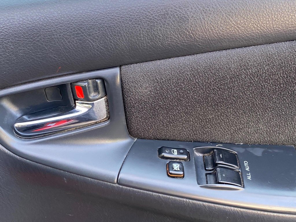 Used Toyota Corolla 2005 for sale - 77205379: Photo 37