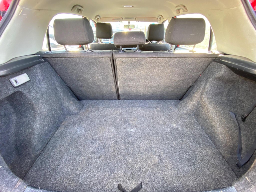 Used Toyota Corolla 2005 for sale - 77205379: Photo 44