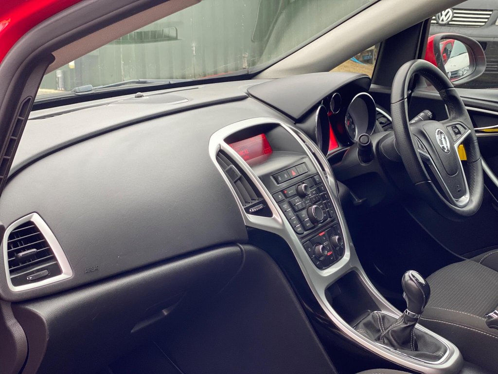Used Vauxhall Astra 2013 for sale - 77795048: Photo 16