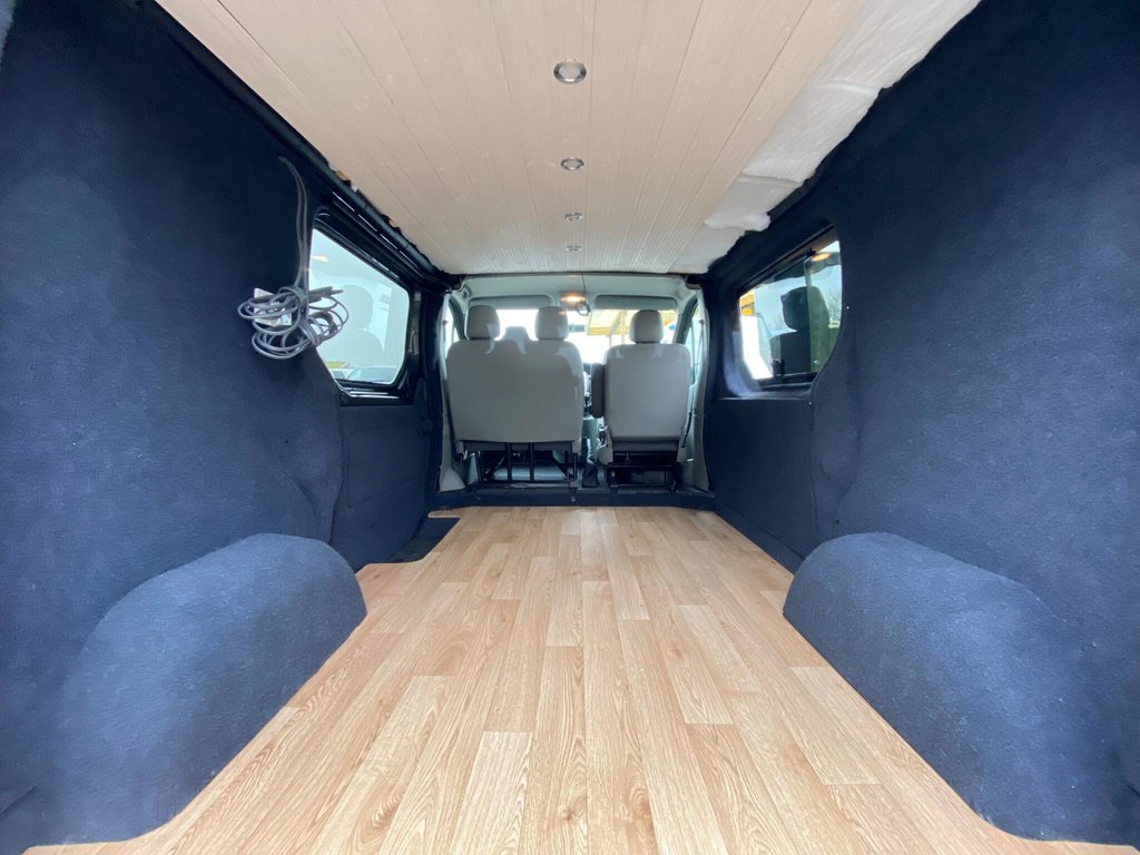 Used Vauxhall Vivaro 2013 for sale - 77547515: Photo 12