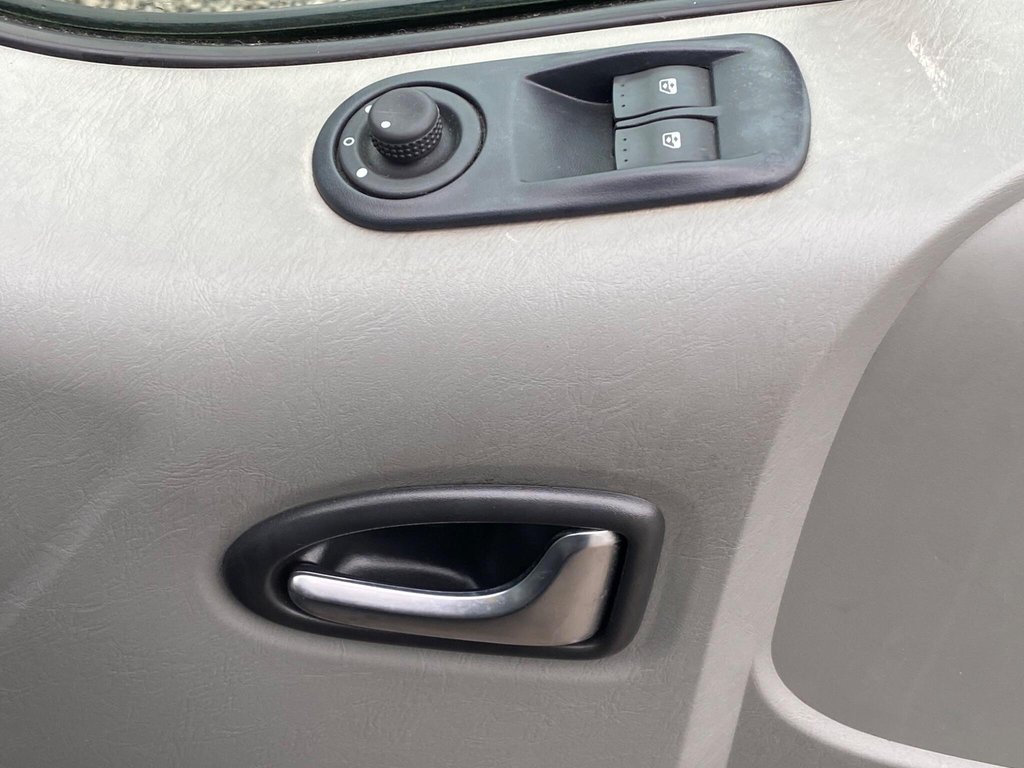 Used Vauxhall Vivaro 2013 for sale - 77547515: Photo 42