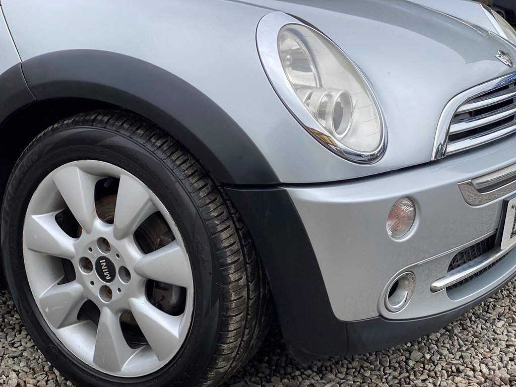 Used MINI Hatch 2005 for sale - 76372549: Photo 22