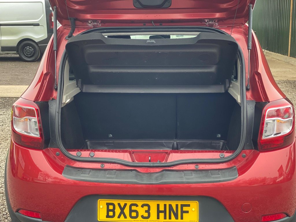 Used Dacia Sandero Stepway 2013 for sale - 77795050: Photo 13