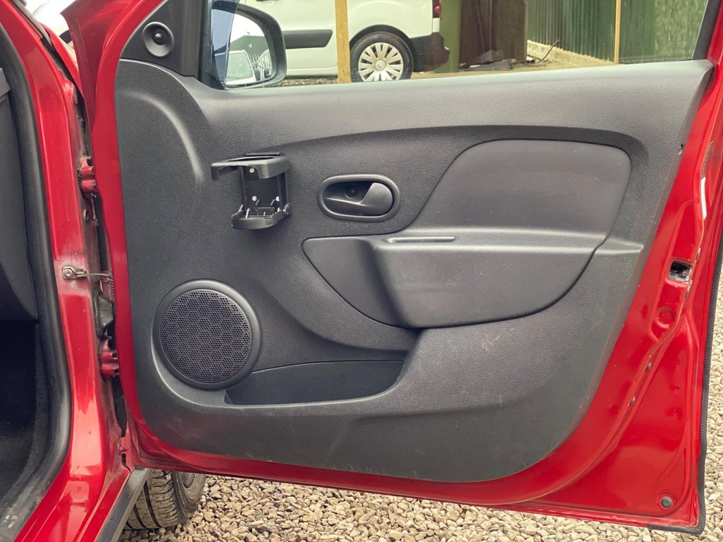 Used Dacia Sandero Stepway 2013 for sale - 77795050: Photo 35