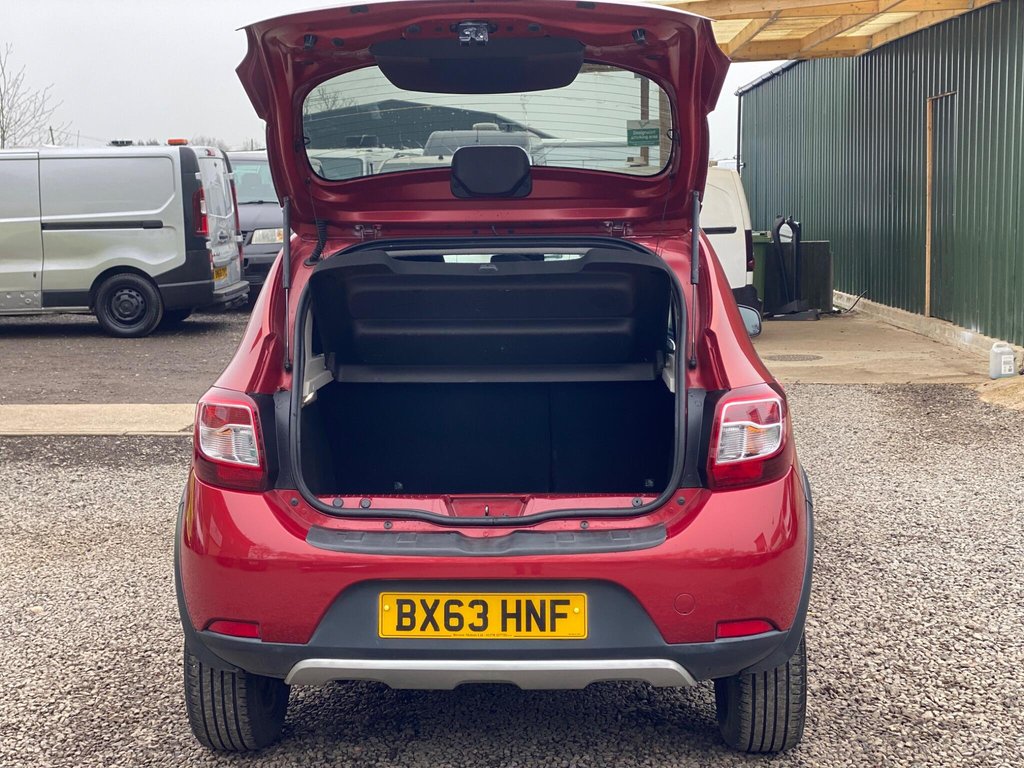 Used Dacia Sandero Stepway 2013 for sale - 77795050: Photo 40