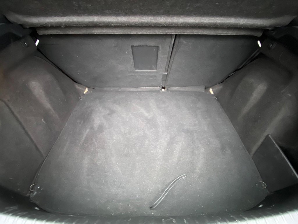 Used Peugeot 308 2013 for sale - 77668978: Photo 13