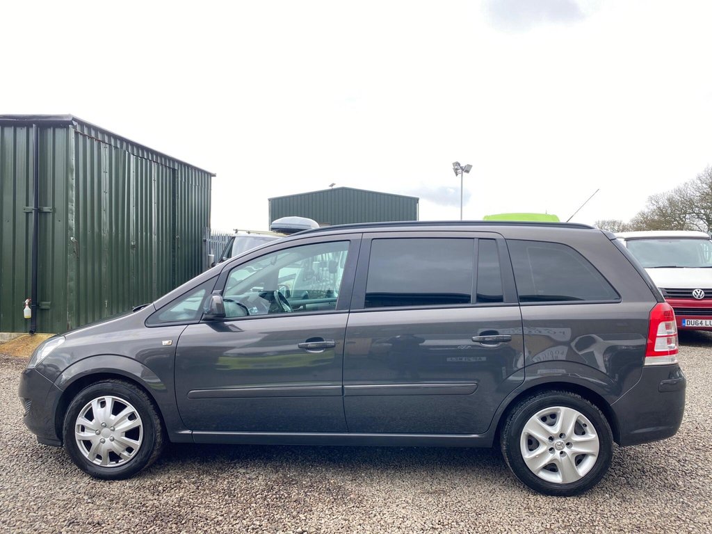 Used Vauxhall Zafira 2013 for sale - 77525849: Photo 23