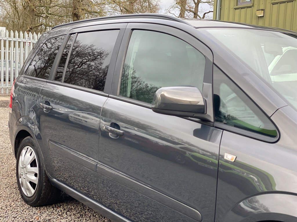 Used Vauxhall Zafira 2013 for sale - 77525849: Photo 27