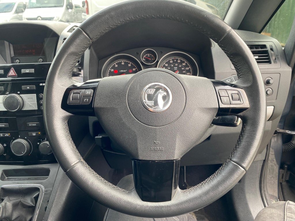 Used Vauxhall Zafira 2013 for sale - 77525849: Photo 40