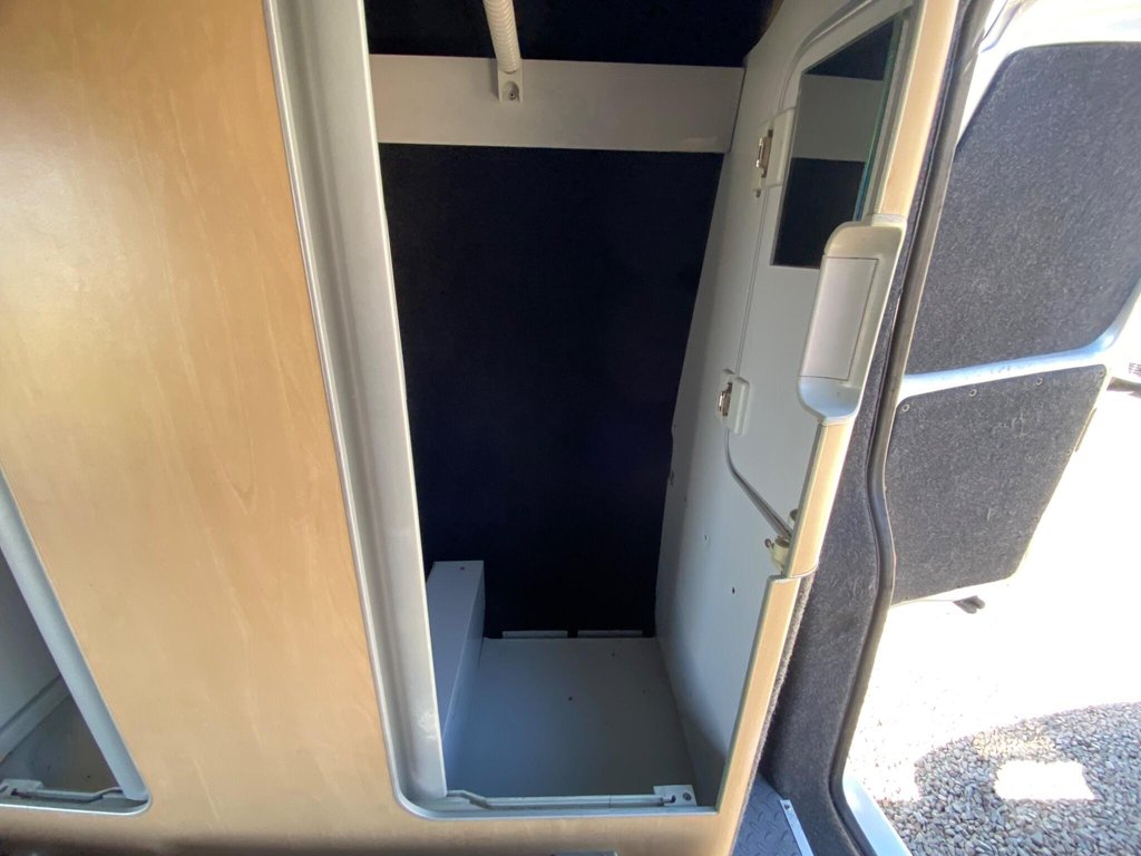 Used Volkswagen Transporter 2006 for sale - 78149231: Photo 28