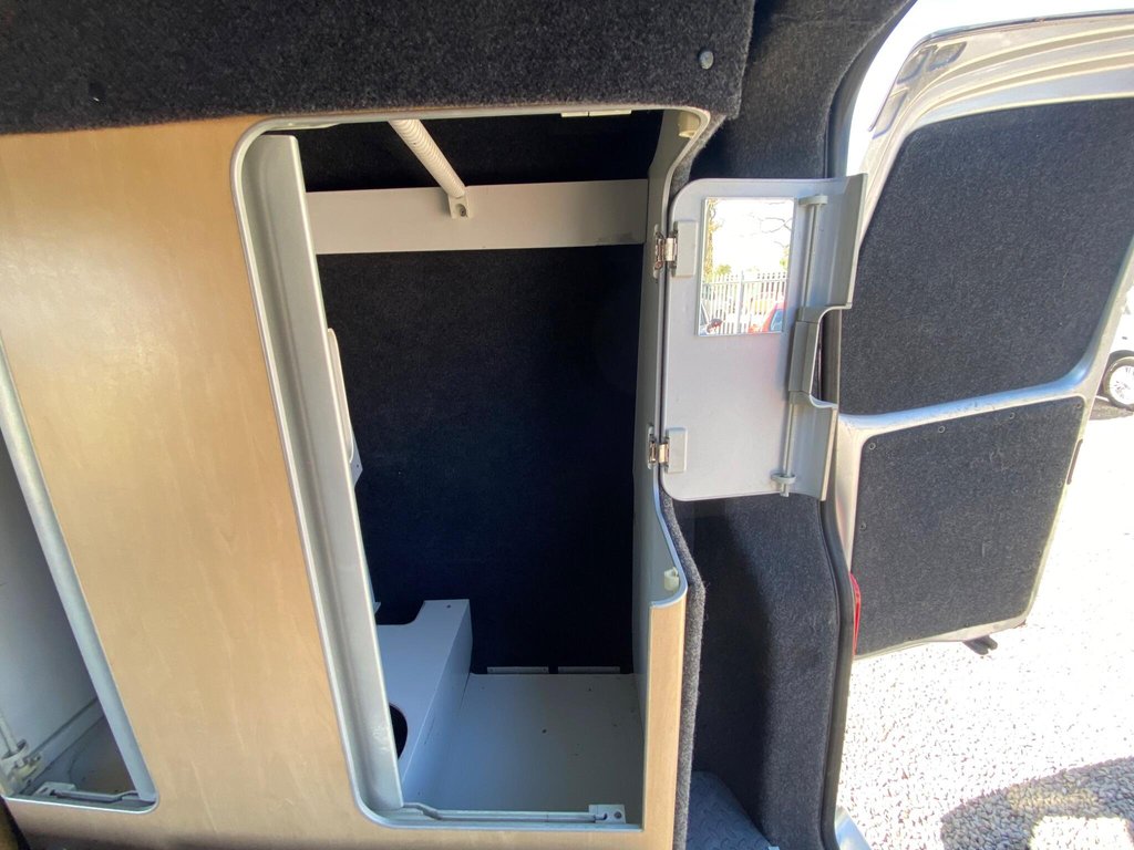 Used Volkswagen Transporter 2006 for sale - 78149231: Photo 29