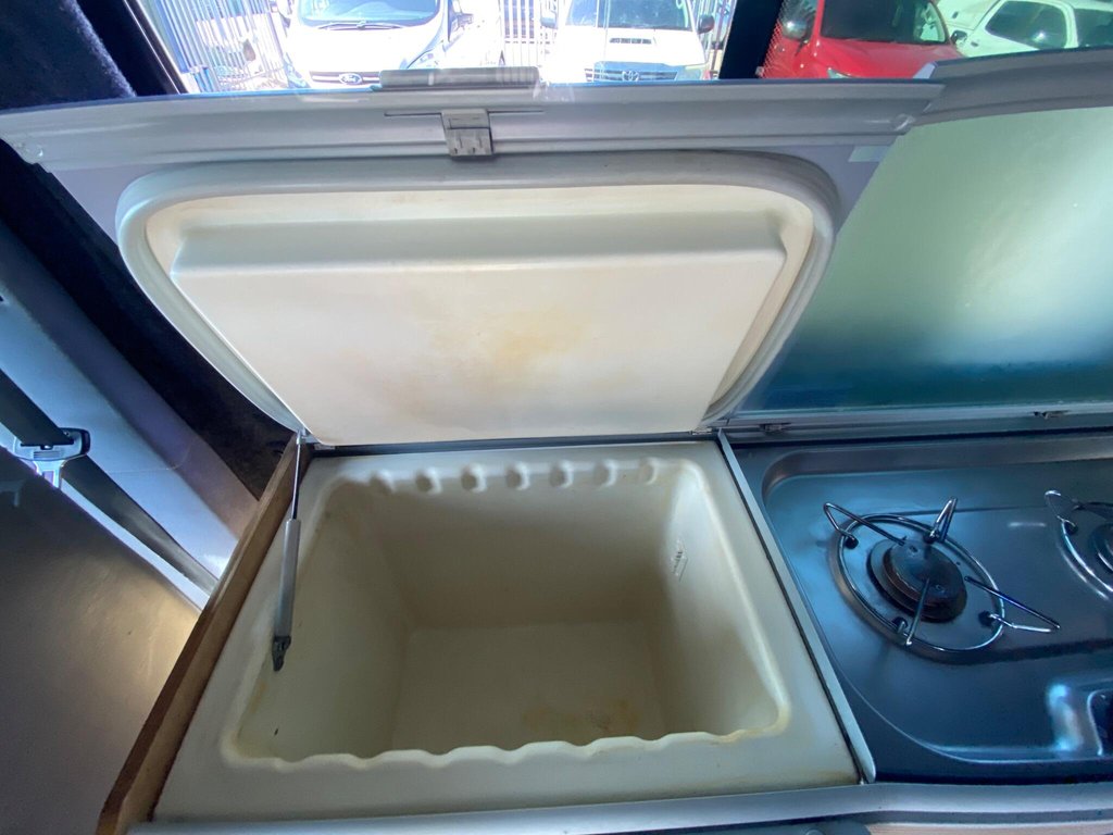 Used Volkswagen Transporter 2006 for sale - 78149231: Photo 9