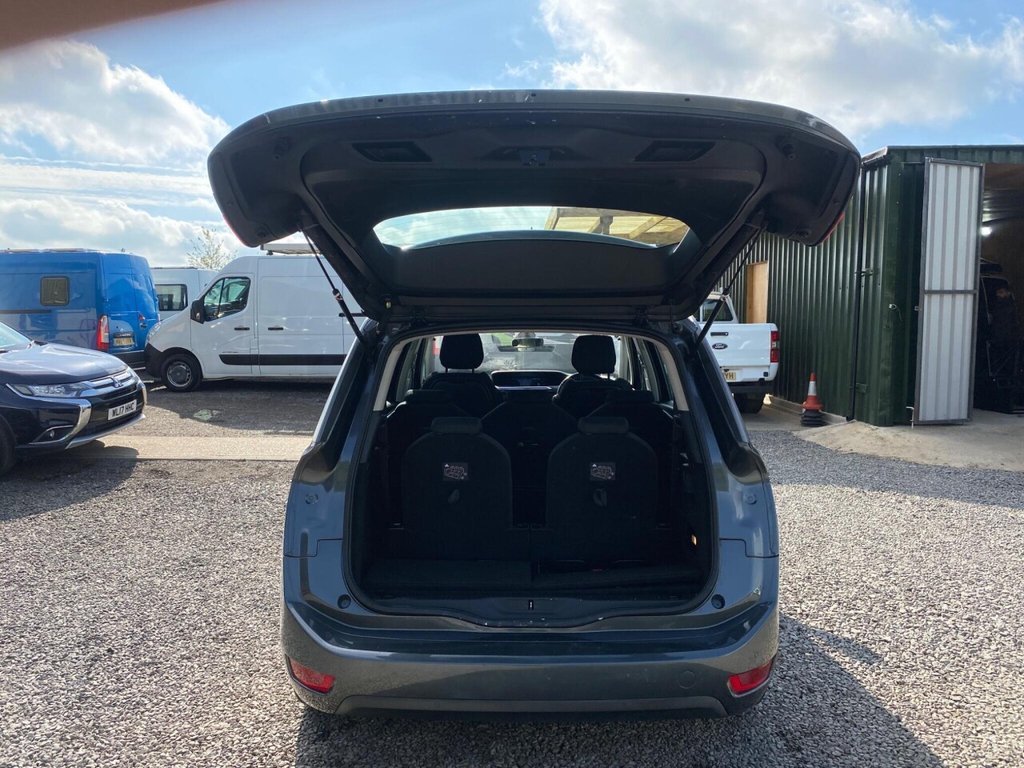 Used Citroen C4 Grand Picasso 2015 for sale - 76038640: Photo 15