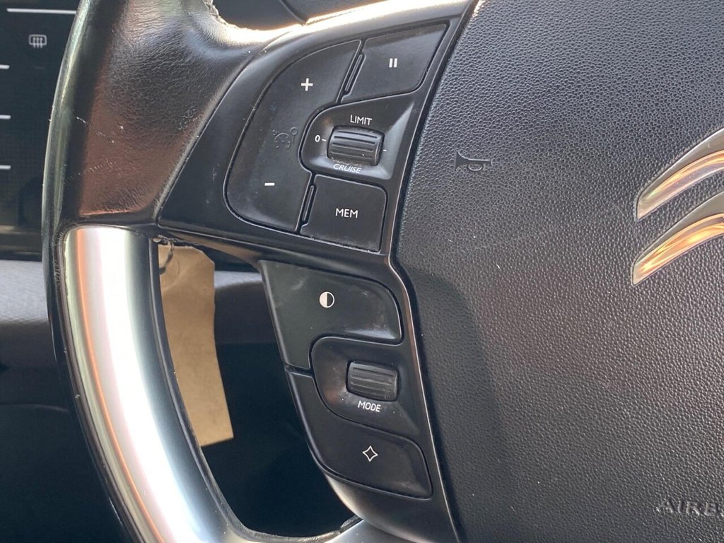 Used Citroen C4 Grand Picasso 2015 for sale - 76038640: Photo 41