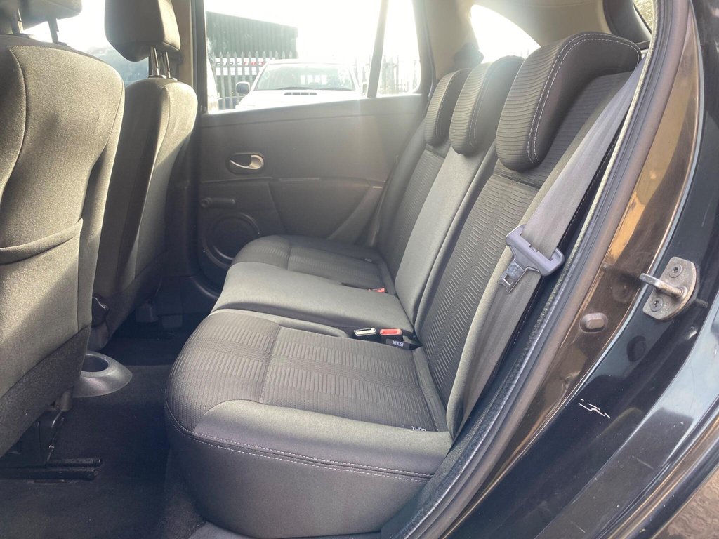 Used Renault Clio 2009 for sale - 78134285: Photo 15