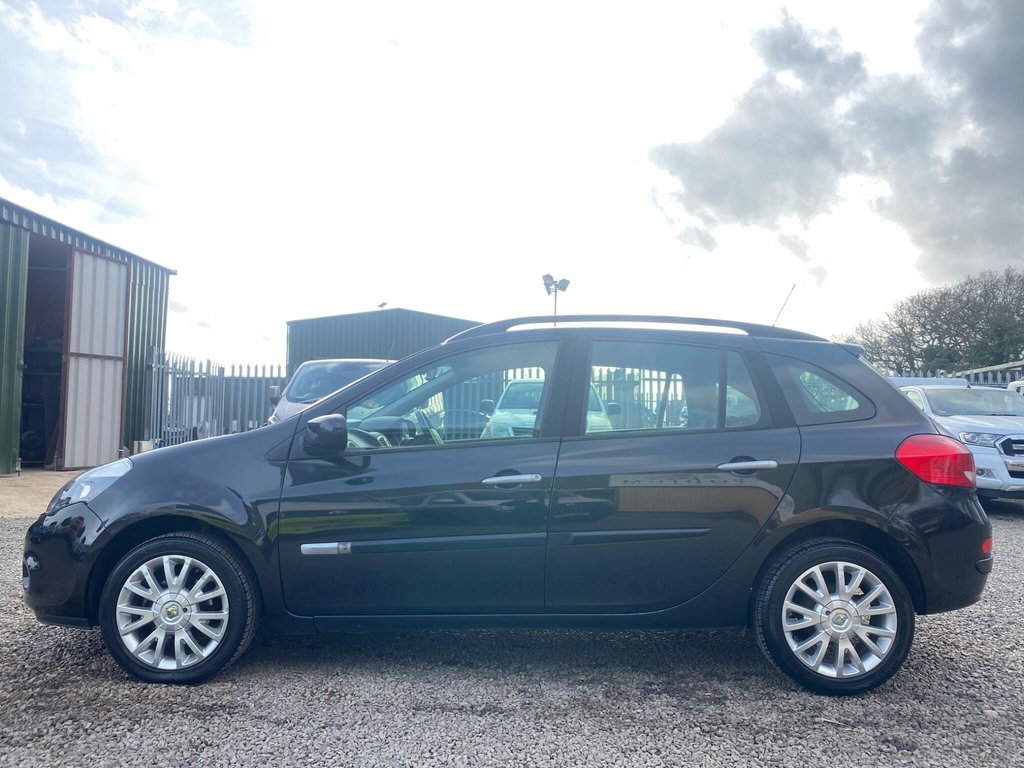 Used Renault Clio 2009 for sale - 78134285: Photo 21