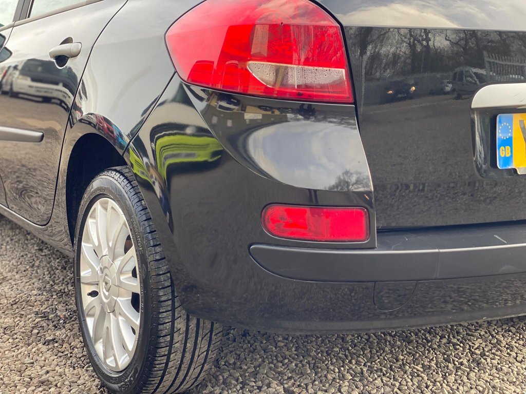 Used Renault Clio 2009 for sale - 78134285: Photo 29