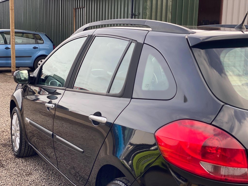 Used Renault Clio 2009 for sale - 78134285: Photo 30