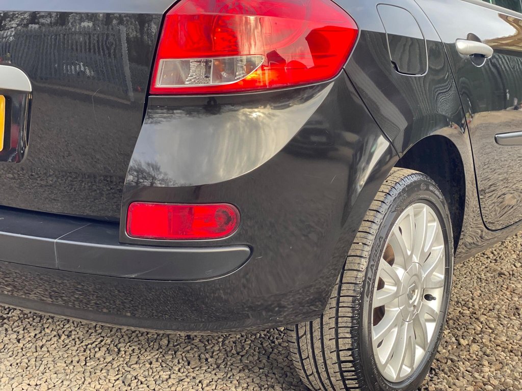 Used Renault Clio 2009 for sale - 78134285: Photo 31