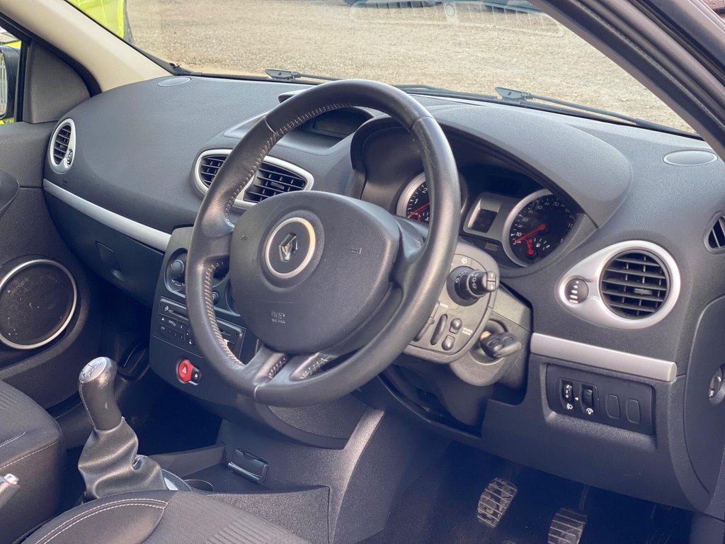 Used Renault Clio 2009 for sale - 78134285: Photo 33