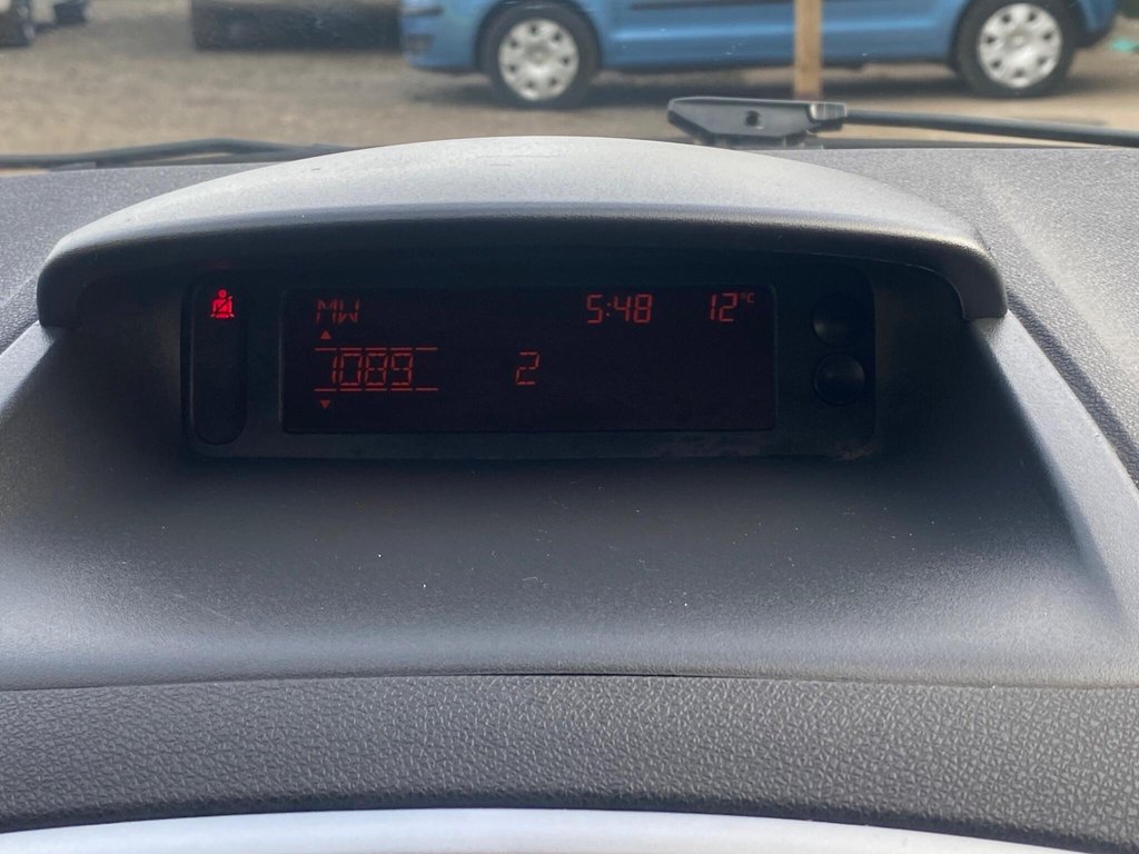 Used Renault Clio 2009 for sale - 78134285: Photo 35