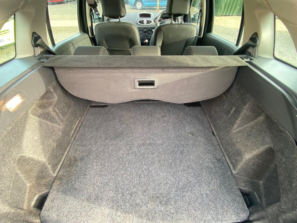 Used Renault Clio 2009 for sale - 78134285: Photo 50