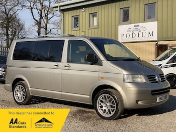 Used Volkswagen Transporter Shuttle 2006 for sale - 78096568: Photo