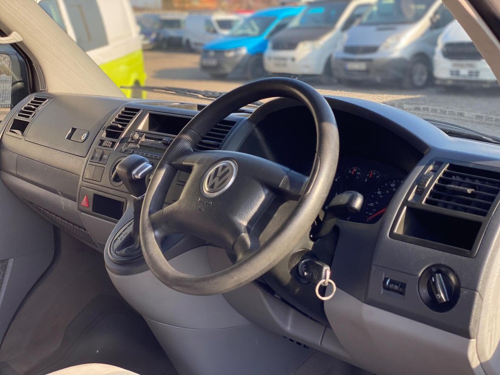 Used Volkswagen Transporter Shuttle 2006 for sale - 78096568: Photo 36