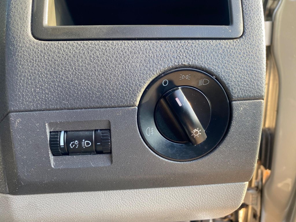 Used Volkswagen Transporter Shuttle 2006 for sale - 78096568: Photo 41