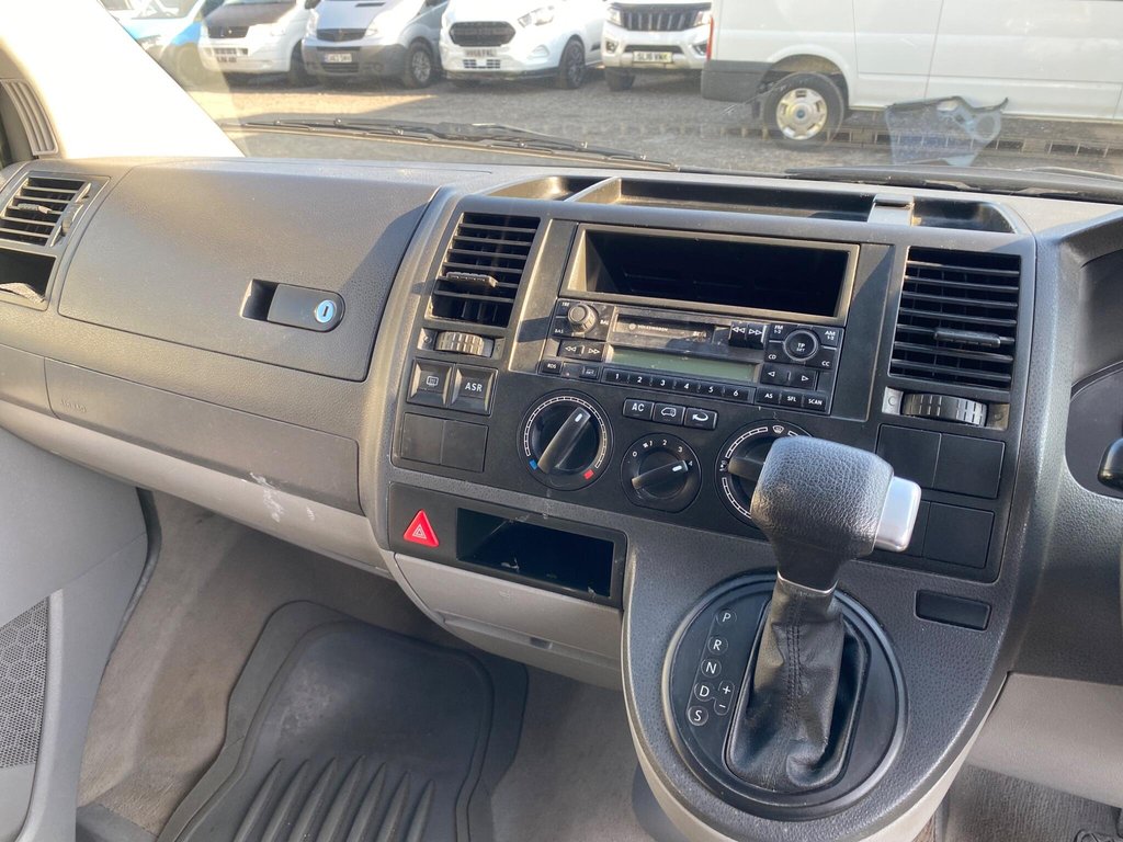 Used Volkswagen Transporter Shuttle 2006 for sale - 78096568: Photo 7