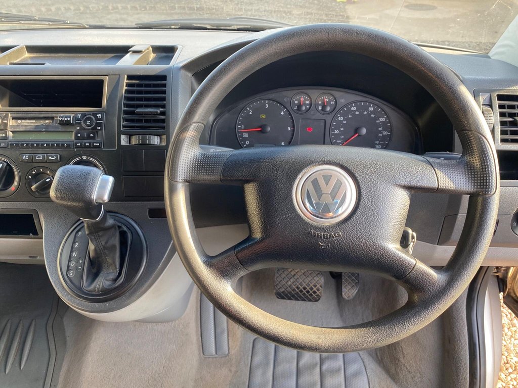 Used Volkswagen Transporter Shuttle 2006 for sale - 78096568: Photo 9