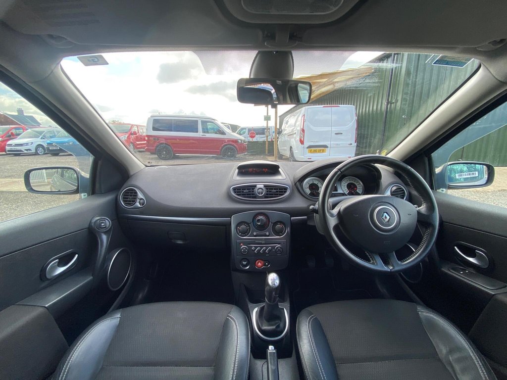Used Renault Clio 2009 for sale - 78117609: Photo 11