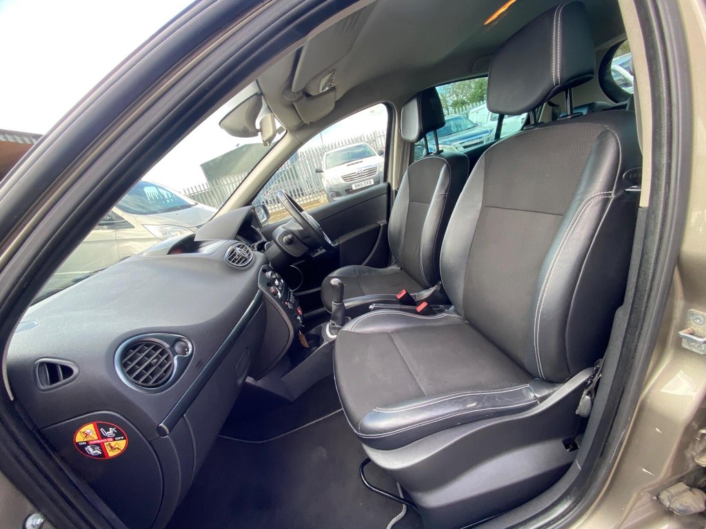 Used Renault Clio 2009 for sale - 78117609: Photo 17