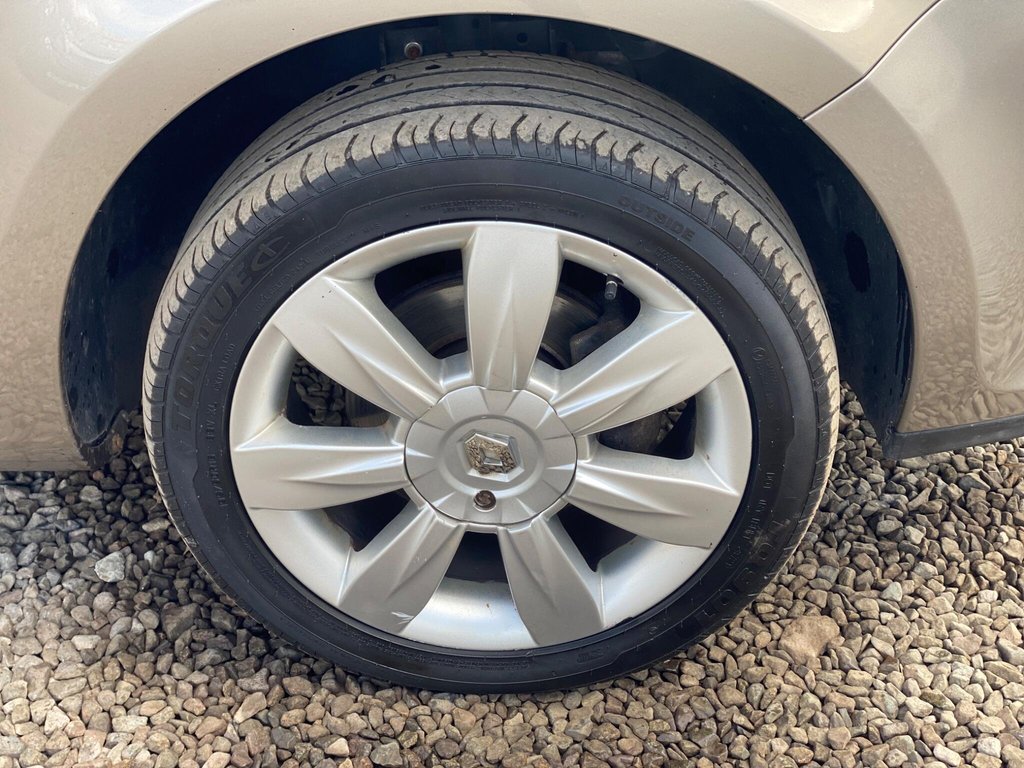 Used Renault Clio 2009 for sale - 78117609: Photo 18