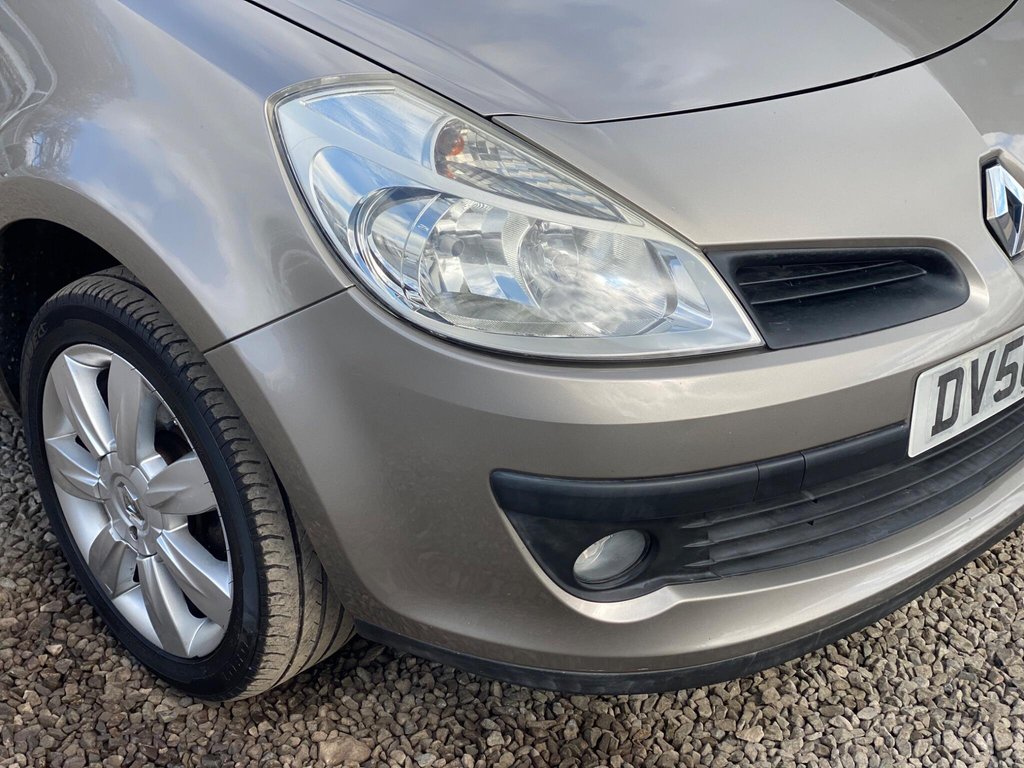 Used Renault Clio 2009 for sale - 78117609: Photo 24