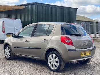 Used Renault Clio 2009 for sale - 78117609: Photo