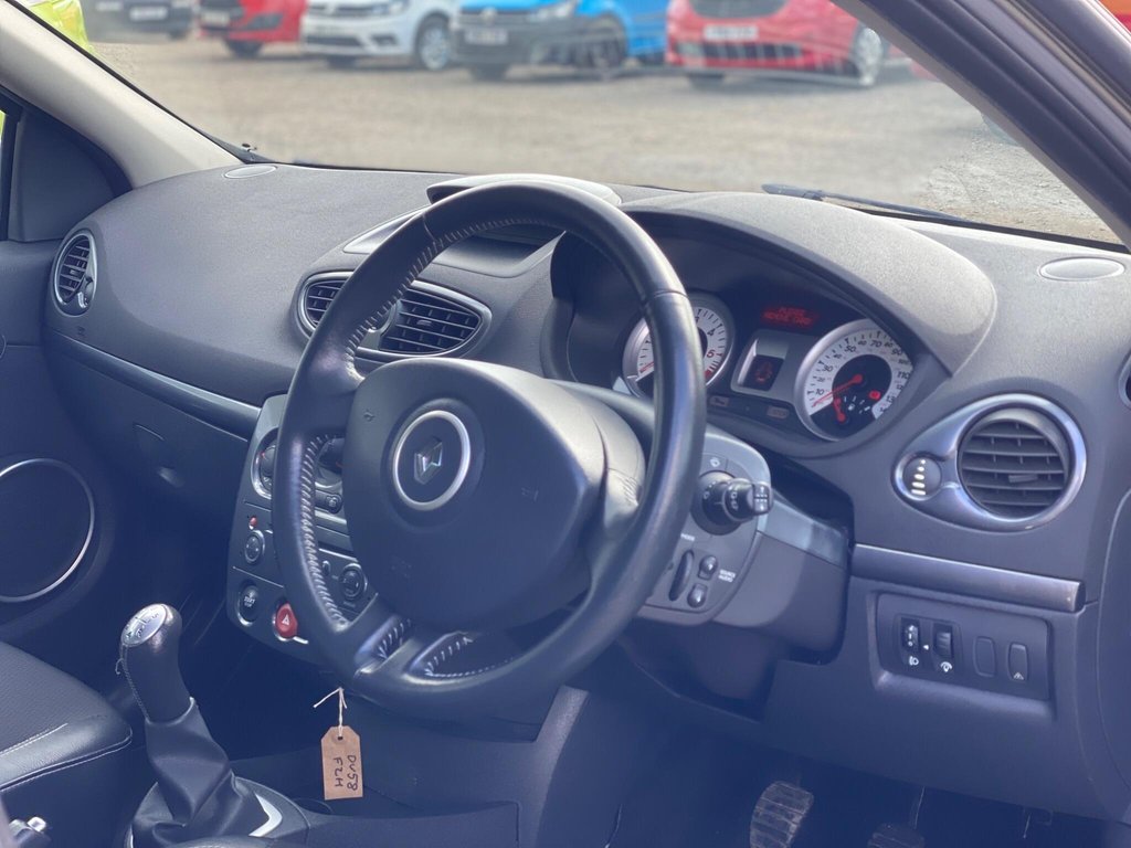 Used Renault Clio 2009 for sale - 78117609: Photo 6