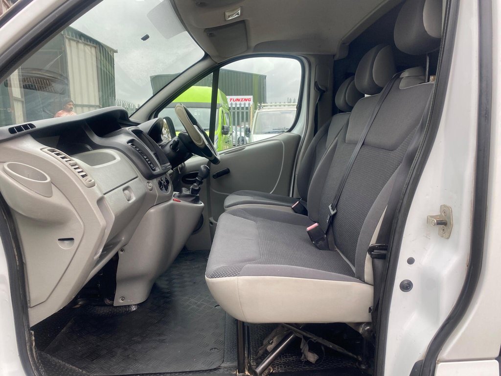 Used Vauxhall Vivaro 2012 for sale - 76510254: Photo 8